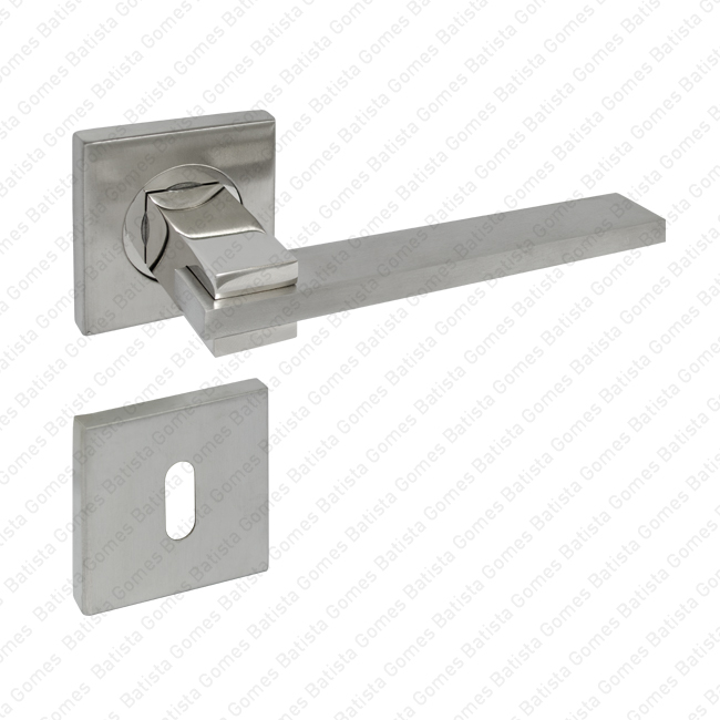 Batista Gomes - P.5705 - Par puxador - INOX + LAT�O